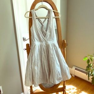 Stunning cream Nicole Miller taffeta mini dress!
